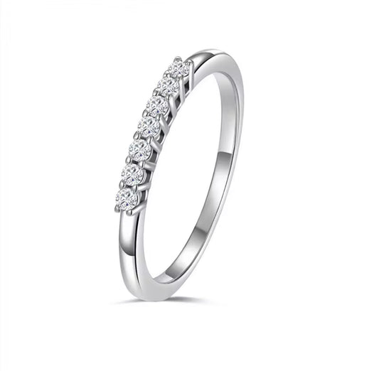 Luxury Moissanite Ring for Women | 925 Sterling Silver | Stunning Sparkle